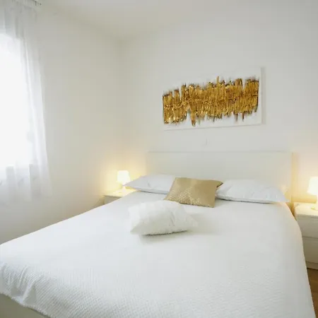 La Perla Apartment Podstrana Exterior photo