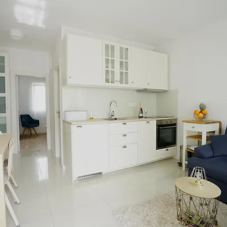 La Perla Apartment Podstrana Exterior photo